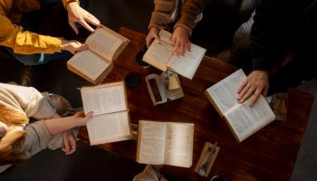 Studi Alkitab dan Amanat Agung